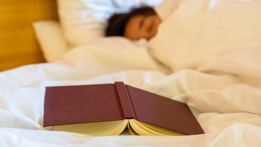 15 Tipps zum Einschlafen-Lesen entspannt